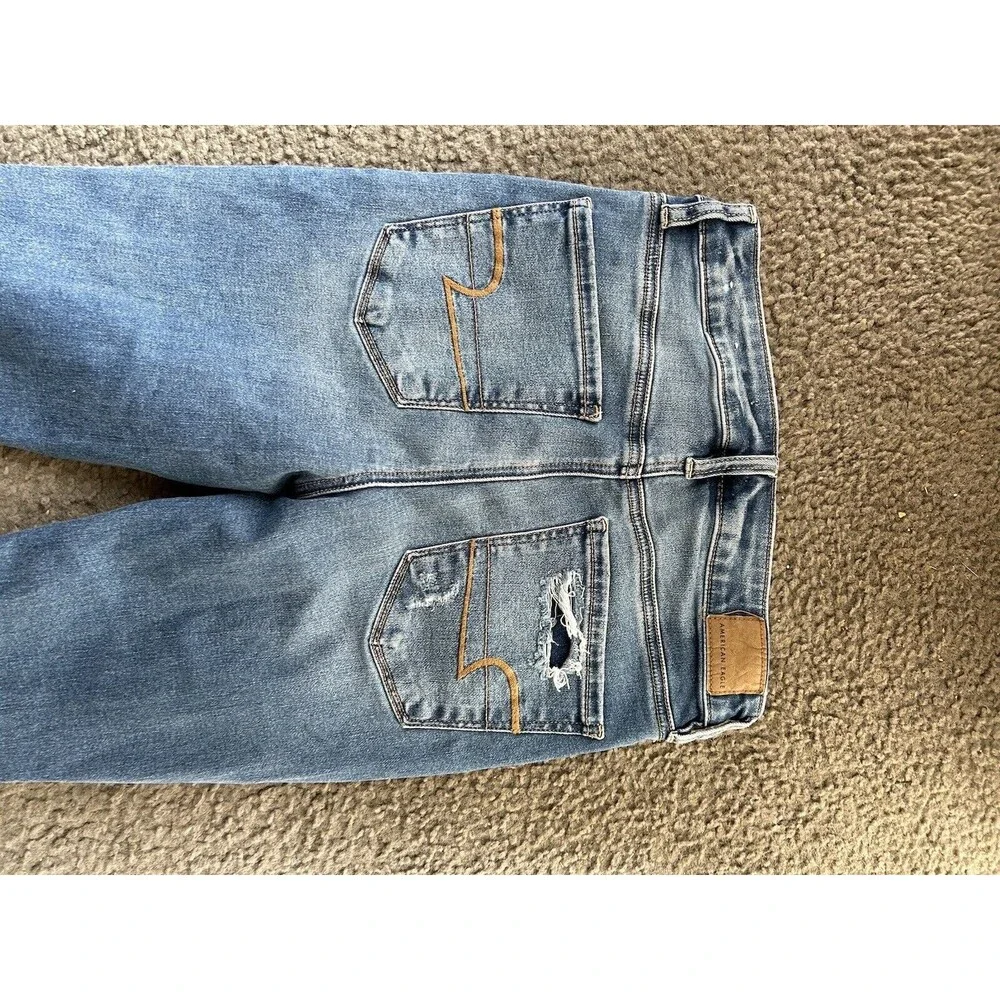 American Eagle AEO Distressed  Size 6 Mom Jean Jeggings - Picture 6 of 12